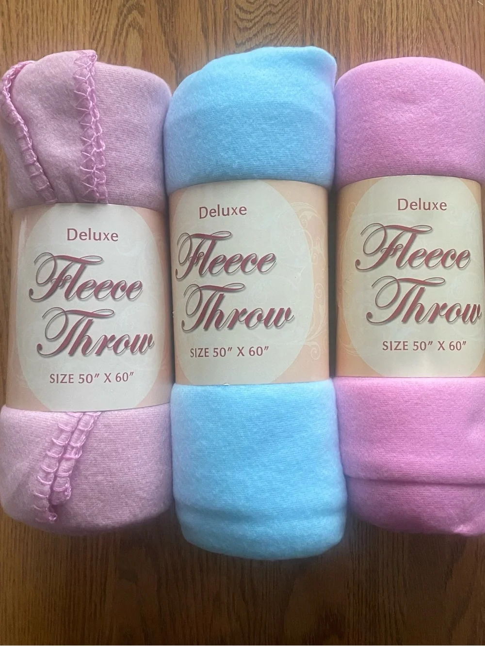Lot of 3 Deluxe Fleece Throw Blanket Pastel Tones Lavender Pink Light Blue 50x60
